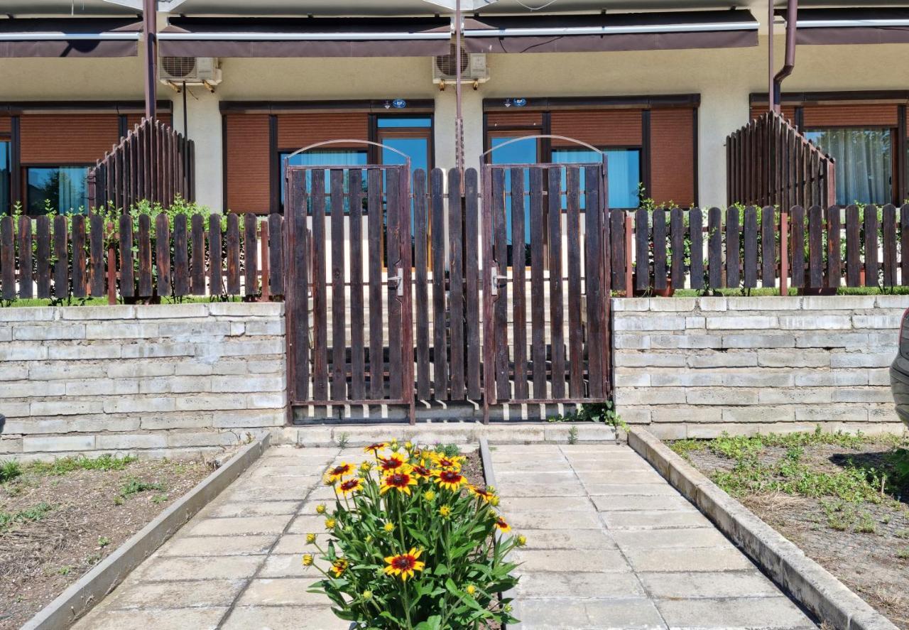 Trs Apartments ソゾポル エクステリア 写真